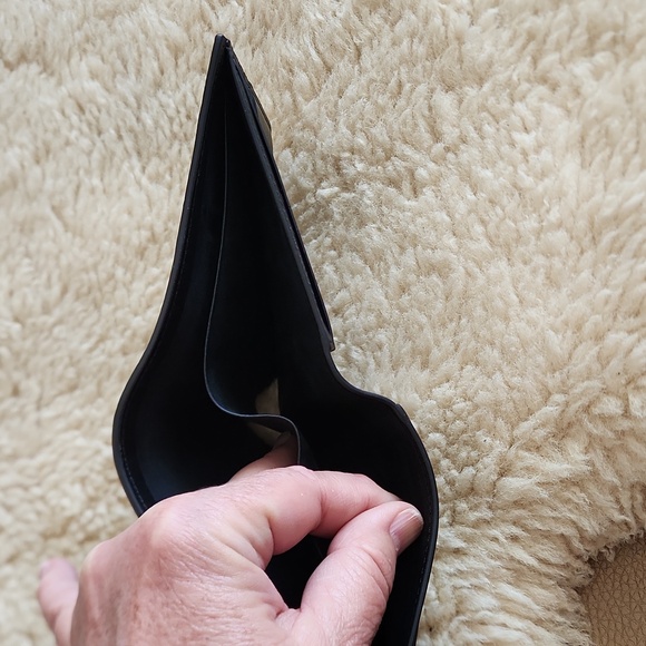 NWOT Coach Men's Black Leather Embossed Signature Bifold Wallet 🖤🎁 - Picture 8 of 14